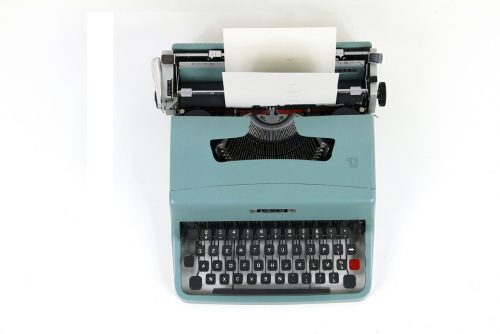 Decorative: old-school typewriter